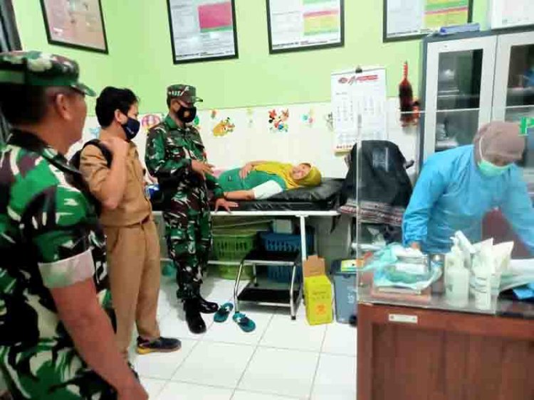 Babinsa Koramil 06 Kalibening Dampingi Kegiatan KB Kesehatan