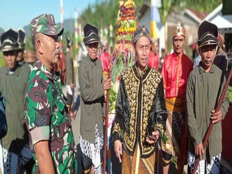 Kirab Tenong Kemakmuran Hasil Bumi Desa Sirukun