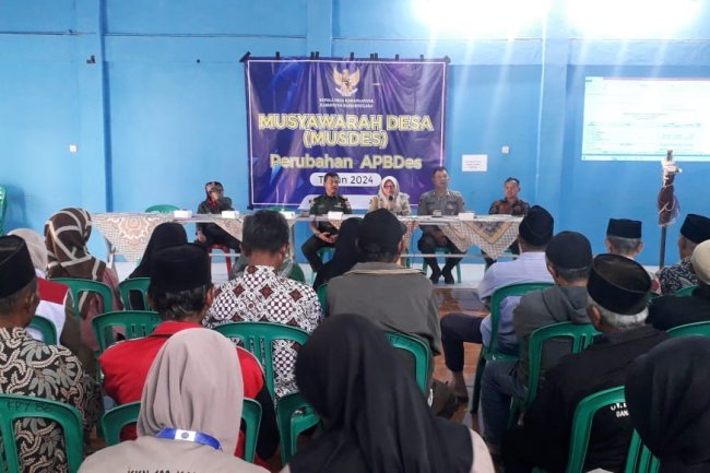 DANRAMIL 06/KALIBENING HADIRI MUSDES PENETAPAN PERUBAHAN APBDES TAHUN 2024 DESA KARANGANYAR