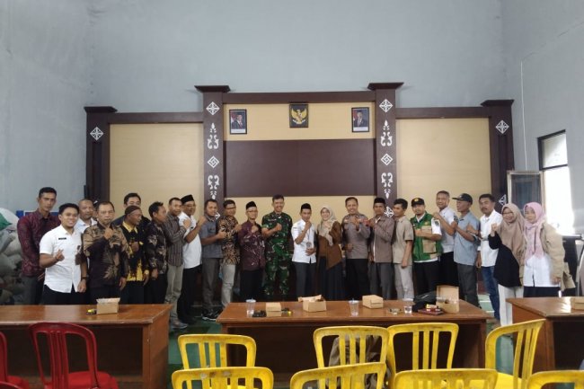 Danramil 06/Kalibening Menghadiri Perpisahan Purna Tugas Camat Kalibening